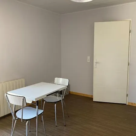 Studio Agreable Et Reposant En Bordure De Riviere * Tallende