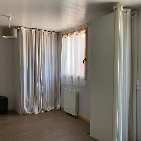 Studio Agreable Et Reposant En Bordure De Riviere * Tallende